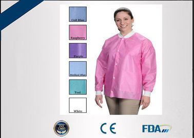 China Revestimentos descartáveis amigáveis do laboratório de Eco, revestimentos descartáveis estéreis do visitante fábrica